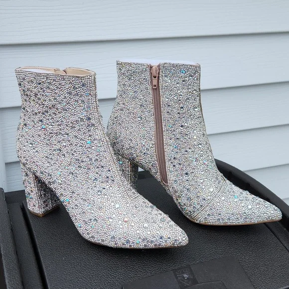 EUC Betsy Johnson Glass stone upper Sequins 3 1/2" heeled Boots sz 8.5M - Picture 14 of 14